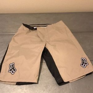 Motorcycle racing shorts